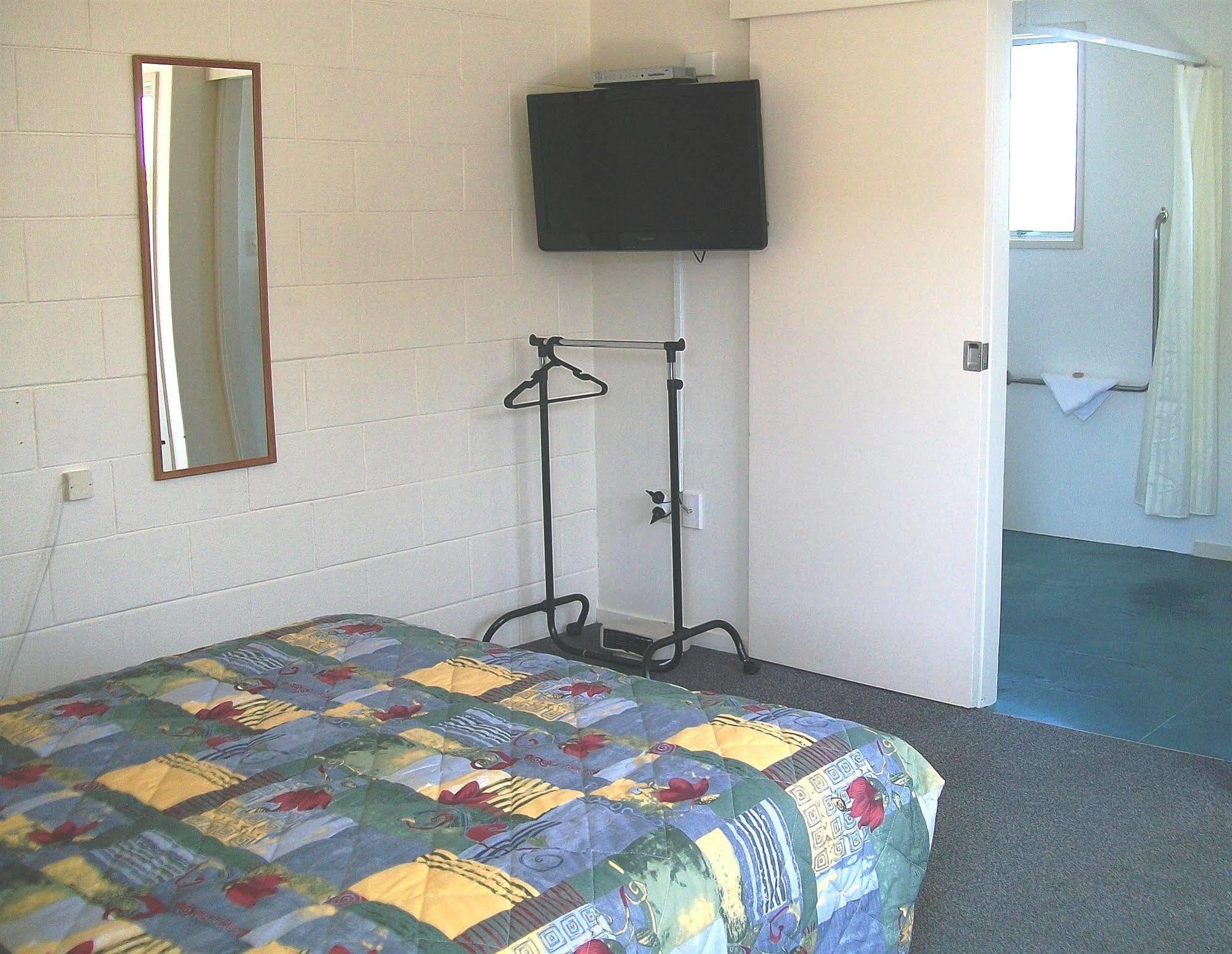 Cedar Court Motel Napier Exterior foto